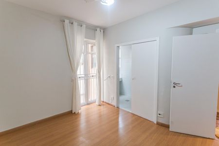 Apartamento para alugar com 130m², 4 quartos e 1 vaga Apartamento para alugar com 130m², 4 quartos e 1 vagaSuíte