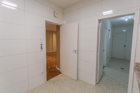 Apartamento para alugar com 130m², 4 quartos e 1 vaga Apartamento para alugar com 130m², 4 quartos e 1 vagaCozinha