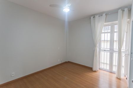 Apartamento para alugar com 130m², 4 quartos e 1 vaga Apartamento para alugar com 130m², 4 quartos e 1 vagaSuíte