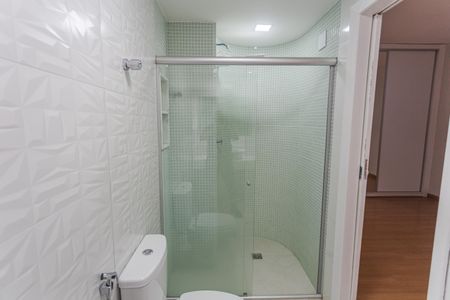 Apartamento para alugar com 130m², 4 quartos e 1 vaga Apartamento para alugar com 130m², 4 quartos e 1 vagaBanheiro da Suíte