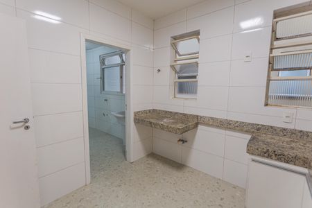 Apartamento para alugar com 130m², 4 quartos e 1 vaga Apartamento para alugar com 130m², 4 quartos e 1 vagaCozinha