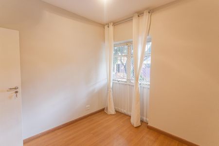 Apartamento para alugar com 130m², 4 quartos e 1 vaga Apartamento para alugar com 130m², 4 quartos e 1 vagaQuarto 3
