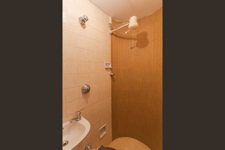 Apartamento para alugar com 130m², 4 quartos e 1 vaga Apartamento para alugar com 130m², 4 quartos e 1 vagaBanheiro de serviço