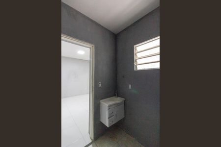 Casa para alugar com 75m², 2 quartos e sem vagaBanheiro