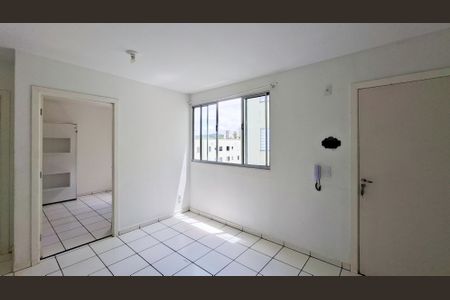 Sala de apartamento para alugar com 2 quartos, 42m² em Granja de Freitas, Belo Horizonte