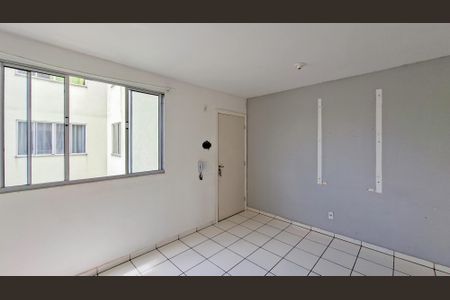 Sala de apartamento para alugar com 2 quartos, 42m² em Granja de Freitas, Belo Horizonte