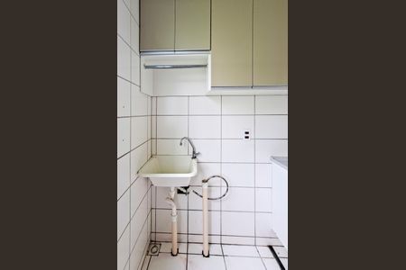 Apartamento para alugar com 42m², 2 quartos e sem vaga Apartamento para alugar com 42m², 2 quartos e sem vagaCozinha e Área de Serviço