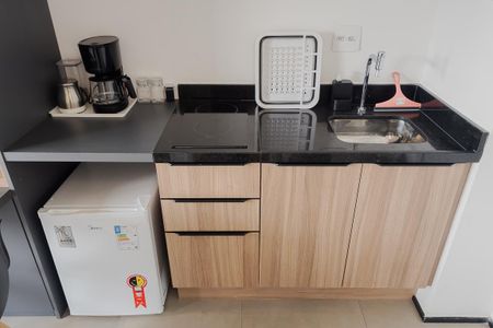 Studio para alugar com 21m², 1 quarto e sem vaga Studio para alugar com 21m², 1 quarto e sem vagaCozinha