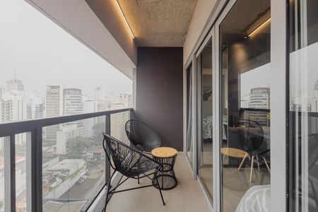 Varanda de kitnet/studio para alugar com 1 quarto, 21m² em Jardim Paulista, São Paulo