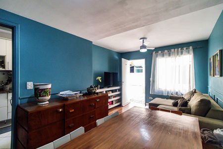 Sala de casa de condomínio à venda com 2 quartos, 85m² em Jardim Sarah, São Paulo