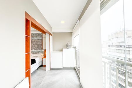 Apartamento para alugar com 34m², 1 quarto e sem vagaSacada