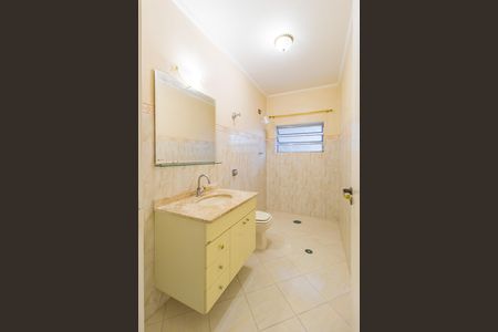 Casa para alugar com 138m², 2 quartos e sem vaga Casa para alugar com 138m², 2 quartos e sem vagaBanheiro