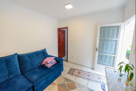 Sala de casa para alugar com 3 quartos, 270m² em Jardim Sandra Maria, Taubaté