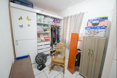 Quarto de casa para alugar com 3 quartos, 270m² em Jardim Sandra Maria, Taubaté