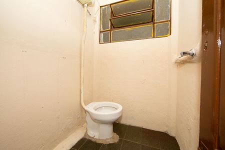 Casa à venda com 140m², 3 quartos e 1 vagaBanheiro 1