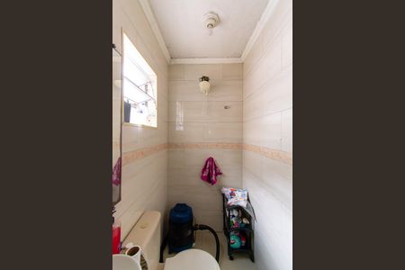 Casa à venda com 100m², 2 quartos e 1 vagaBanheiro 2