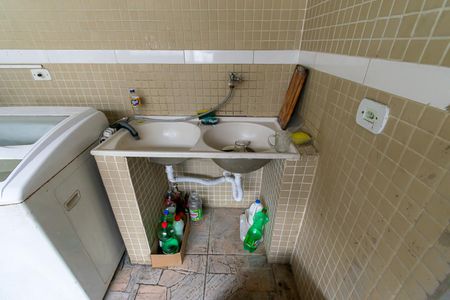 Casa à venda com 100m², 2 quartos e 1 vagaSalão 