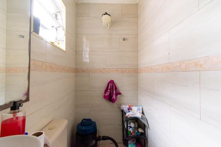Casa à venda com 100m², 2 quartos e 1 vagaBanheiro 2