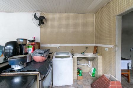Casa à venda com 100m², 2 quartos e 1 vagaSalão 