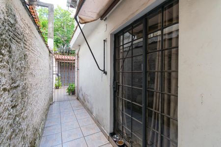Casa à venda com 100m², 2 quartos e 1 vagaCorredor Externo
