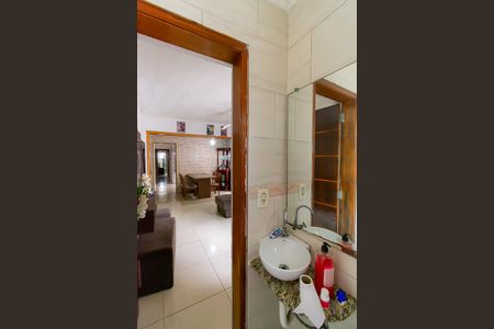 Casa à venda com 100m², 2 quartos e 1 vagaBanheiro 2