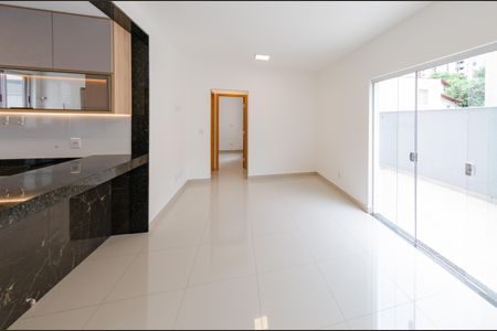 Sala de apartamento à venda com 2 quartos, 163m² em Vila Paris, Belo Horizonte