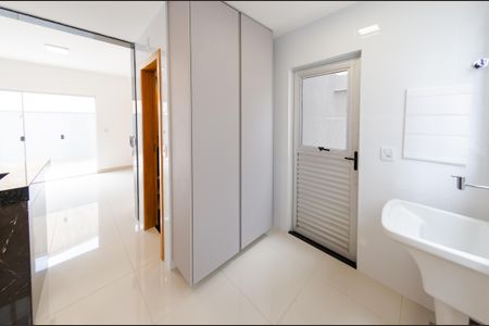 Apartamento à venda com 163m², 2 quartos e 2 vagasÁrea de serviço