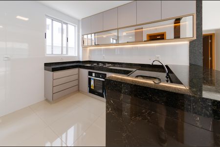 Apartamento à venda com 163m², 2 quartos e 2 vagasCozinha