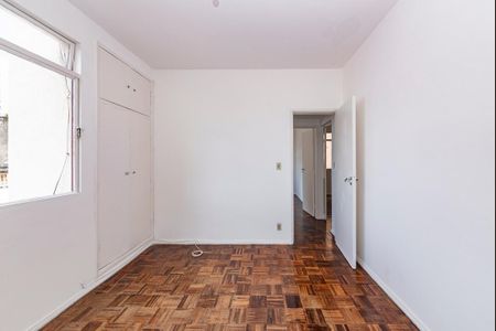 Quarto 2 de apartamento para alugar com 2 quartos, 68m² em Coração Eucarístico, Belo Horizonte