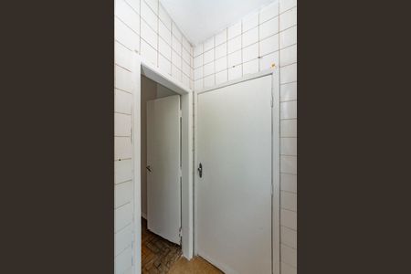 Apartamento para alugar com 68m², 2 quartos e 1 vagaÁrea de Serviço
