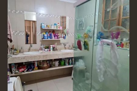 Casa à venda com 350m², 5 quartos e 5 vagas Casa à venda com 350m², 5 quartos e 5 vagasFoto 13