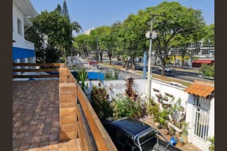 Casa à venda com 350m², 5 quartos e 5 vagas Casa à venda com 350m², 5 quartos e 5 vagasFoto 18