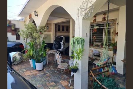 Casa à venda com 350m², 5 quartos e 5 vagas Casa à venda com 350m², 5 quartos e 5 vagasFoto 17
