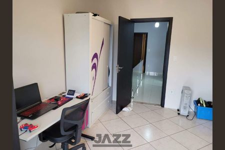 Casa para alugar com 3 quartos, 120m² em Vila Oliveira, Mogi das Cruzes