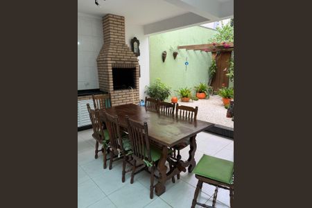 Casa à venda com 165m², 3 quartos e 4 vagasÁrea Gourmet