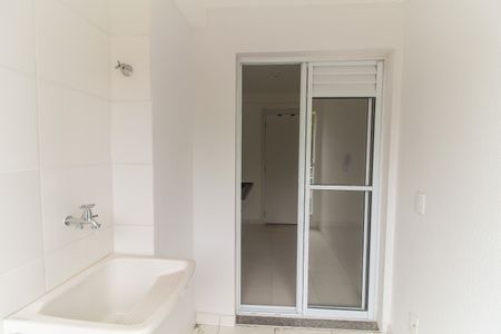 Apartamento para alugar com 34m², 2 quartos e sem vagaVaranda e Área de Serviço