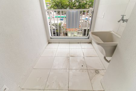 Apartamento para alugar com 34m², 2 quartos e sem vagaVaranda e Área de Serviço