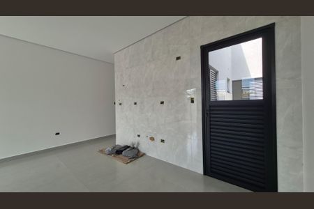 Casa à venda com 150m², 3 quartos e 2 vagas Casa à venda com 150m², 3 quartos e 2 vagasCozinha