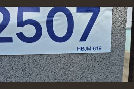 Casa à venda com 150m², 3 quartos e 2 vagas Casa à venda com 150m², 3 quartos e 2 vagasPlaca