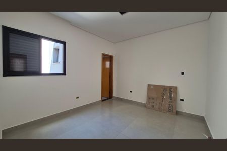 Casa à venda com 150m², 3 quartos e 2 vagasSuíte