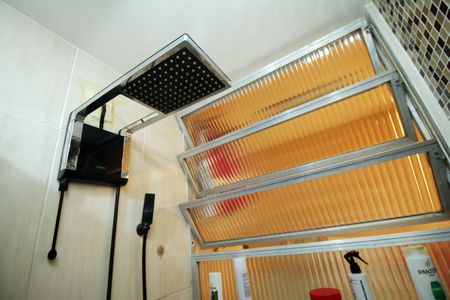 Apartamento para alugar com 62m², 2 quartos e sem vagaBanheiro