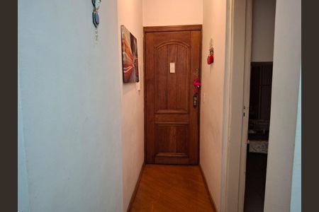 Apartamento à venda com 80m², 3 quartos e 1 vaga Apartamento à venda com 80m², 3 quartos e 1 vagaCorredor