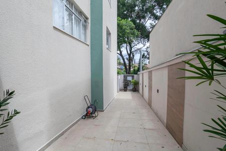 Apartamento à venda com 175m², 3 quartos e 2 vagasEntrada