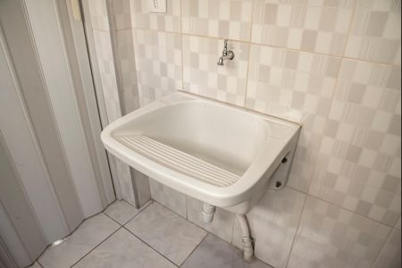 Apartamento à venda com 75m², 3 quartos e 1 vagaÁrea de Serviço