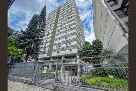 Apartamento para alugar com 96m², 3 quartos e 2 vagas