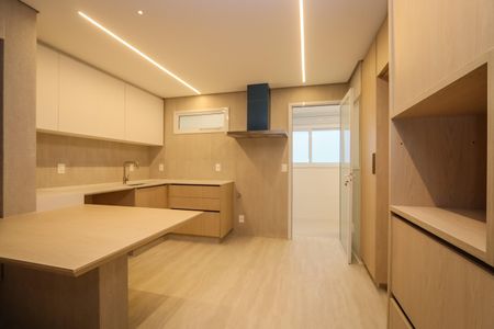 Apartamento à venda com 144m², 4 quartos e 2 vagasCozinha