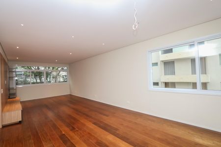 Sala de apartamento à venda com 4 quartos, 144m² em Cerqueira César, São Paulo