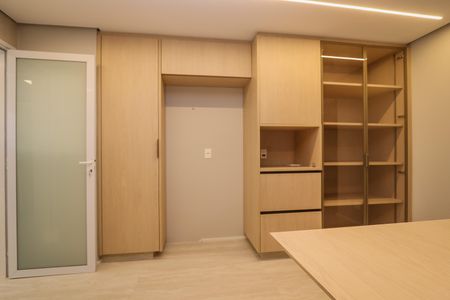 Apartamento à venda com 144m², 4 quartos e 2 vagasCozinha
