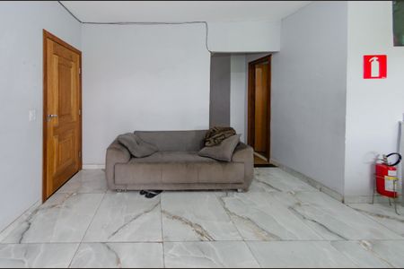 Sala de casa para alugar com 3 quartos, 80m² em Betânia, Belo Horizonte