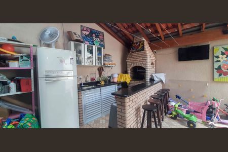 Casa à venda com 159m², 3 quartos e 3 vagas